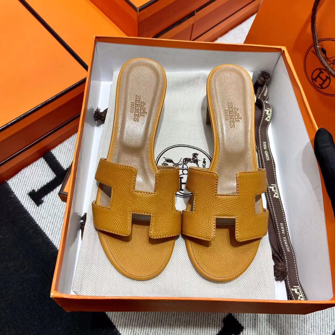 에르메스 올수공 오아시스 슬리퍼 샌들 앱송 64